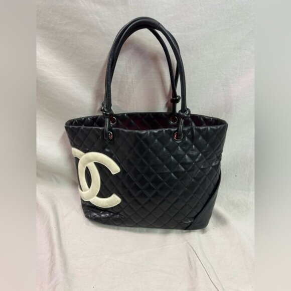 CHANEL Handbags - Chanel Ligne Cambon Lambskin Quilted Bag Black